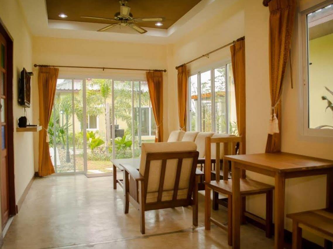 Oyo 268 Paradee Resort Hua-Hin Хуахін Екстер'єр фото