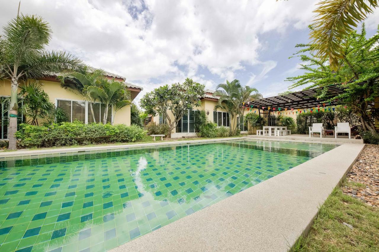 Oyo 268 Paradee Resort Hua-Hin Хуахін Екстер'єр фото